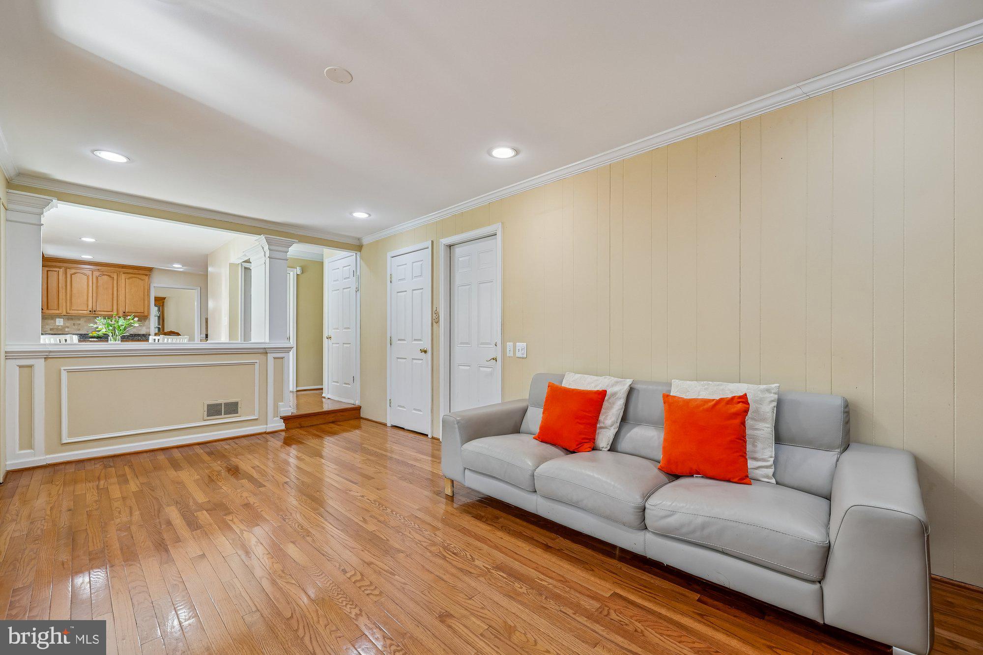 FOX HILLS WEST - Residential