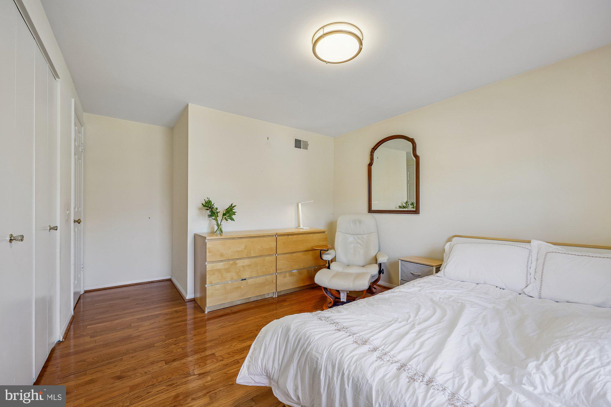 FOX HILLS WEST - Residential