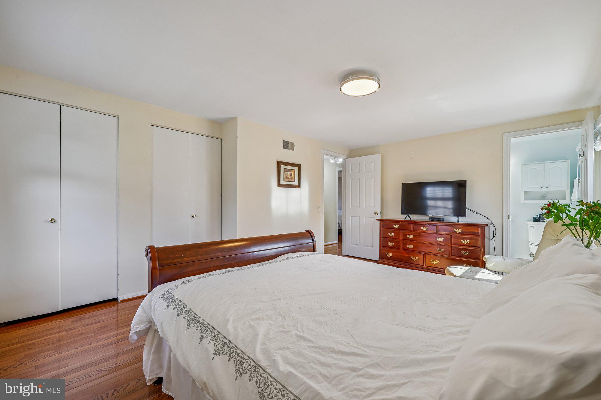 FOX HILLS WEST - Residential