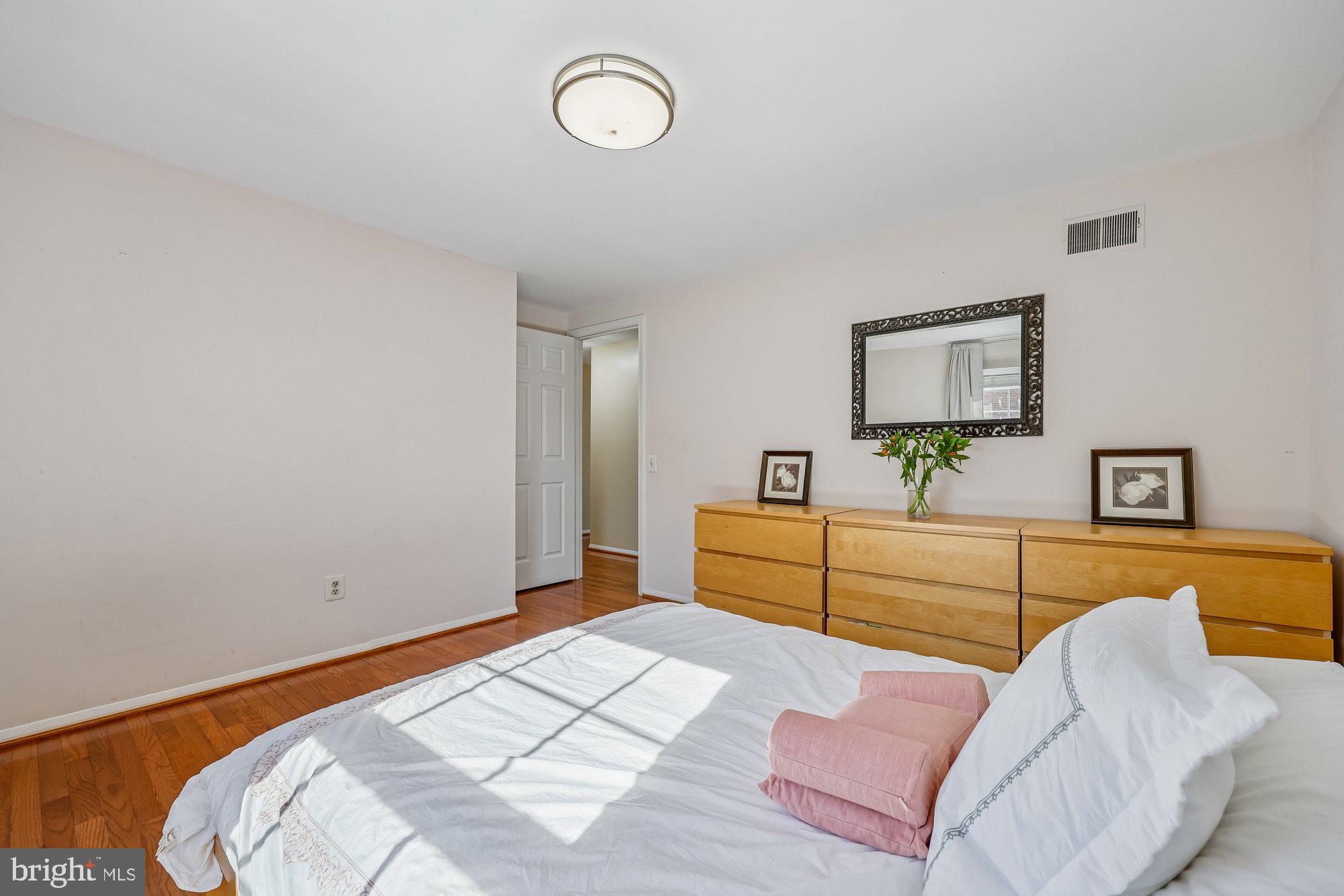 FOX HILLS WEST - Residential