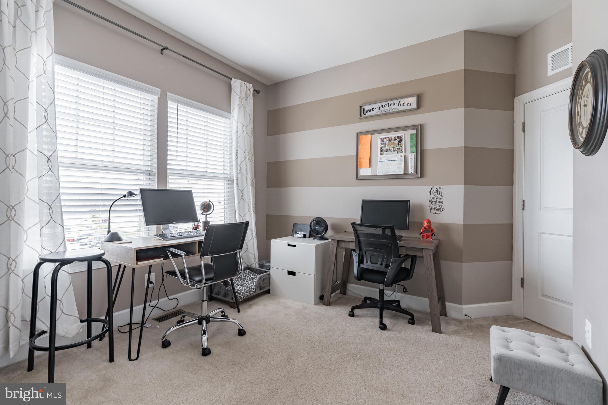 BRADLEY SQUARE - Residential