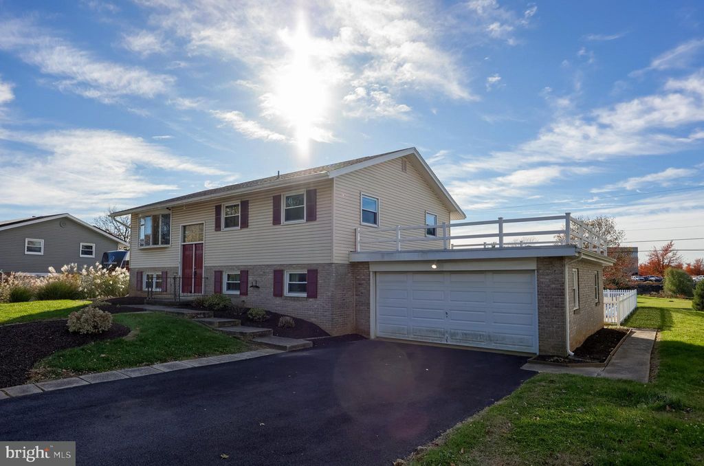 Photo of 430 Biscayne Road, LANCASTER, PA 17601 (MLS # PALA2077626)