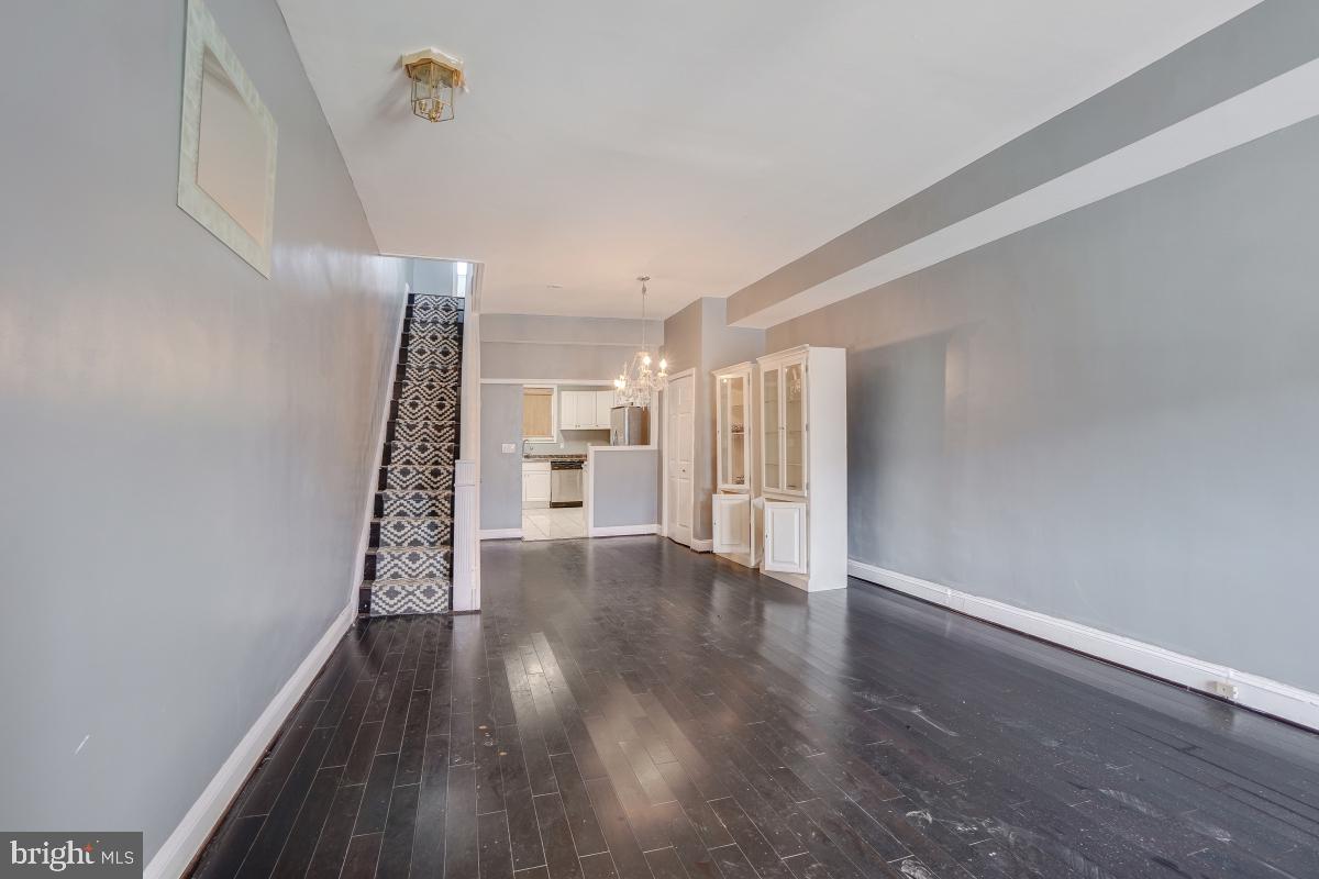 EASTERWOOD PARK - Residential