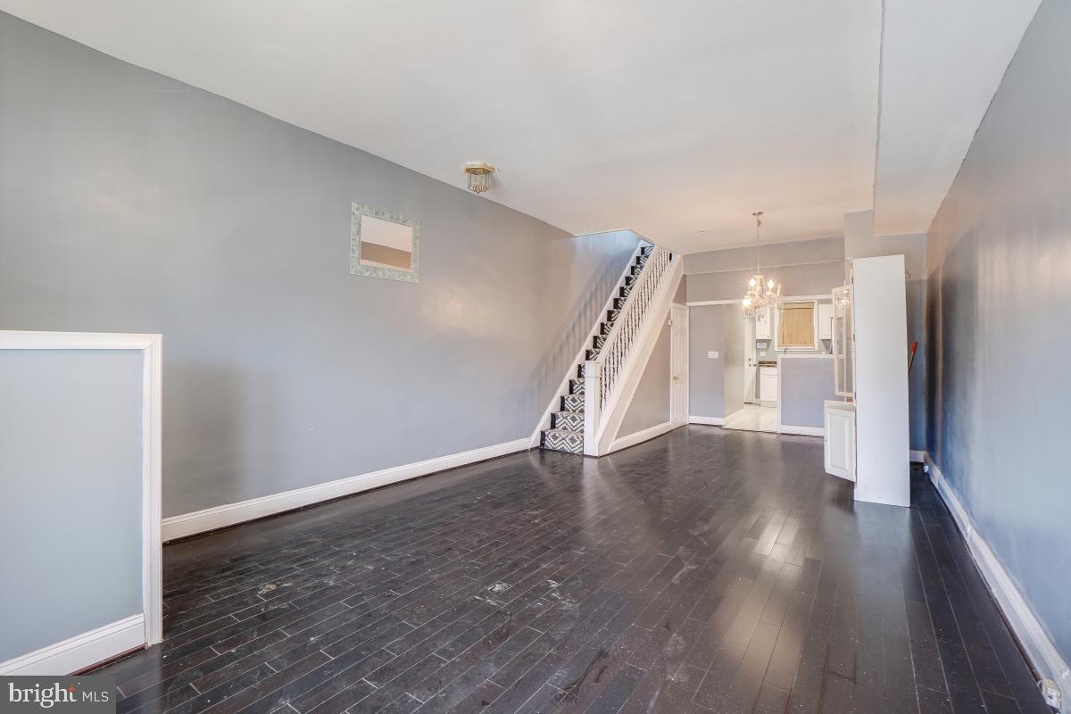 EASTERWOOD PARK - Residential