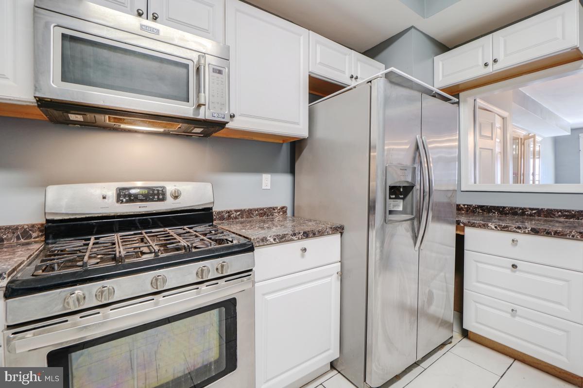 EASTERWOOD PARK - Residential