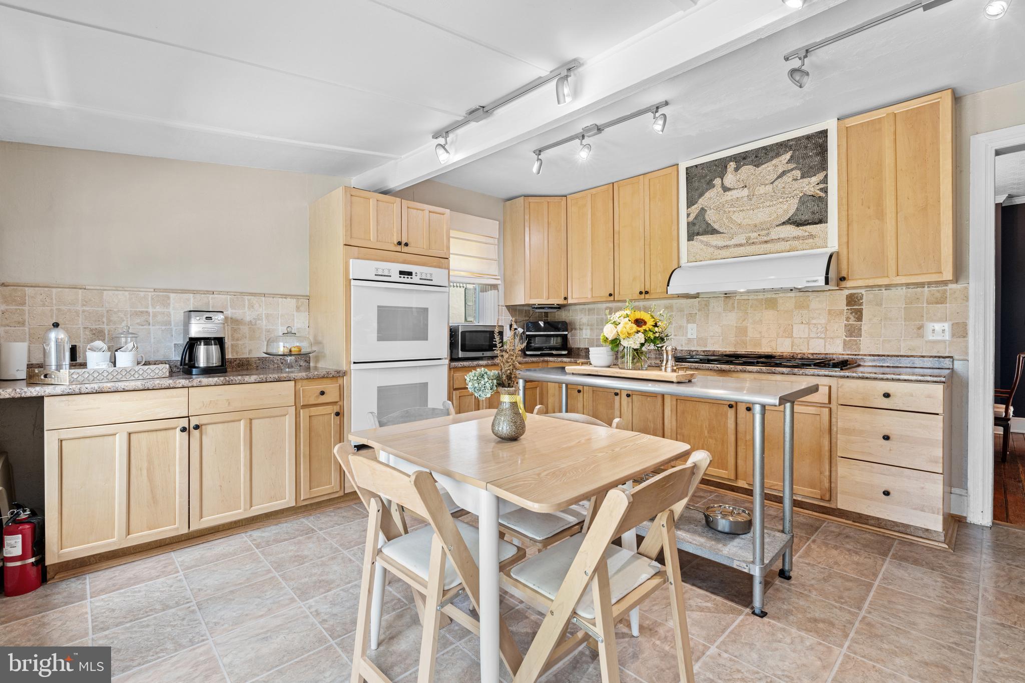 MELROSE PARK - Residential