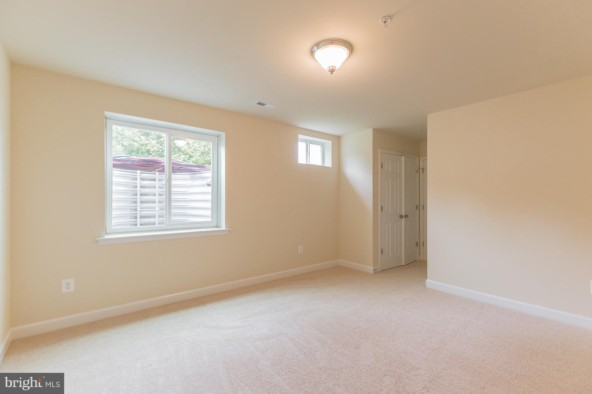 CHESTNUT SUB - Residential