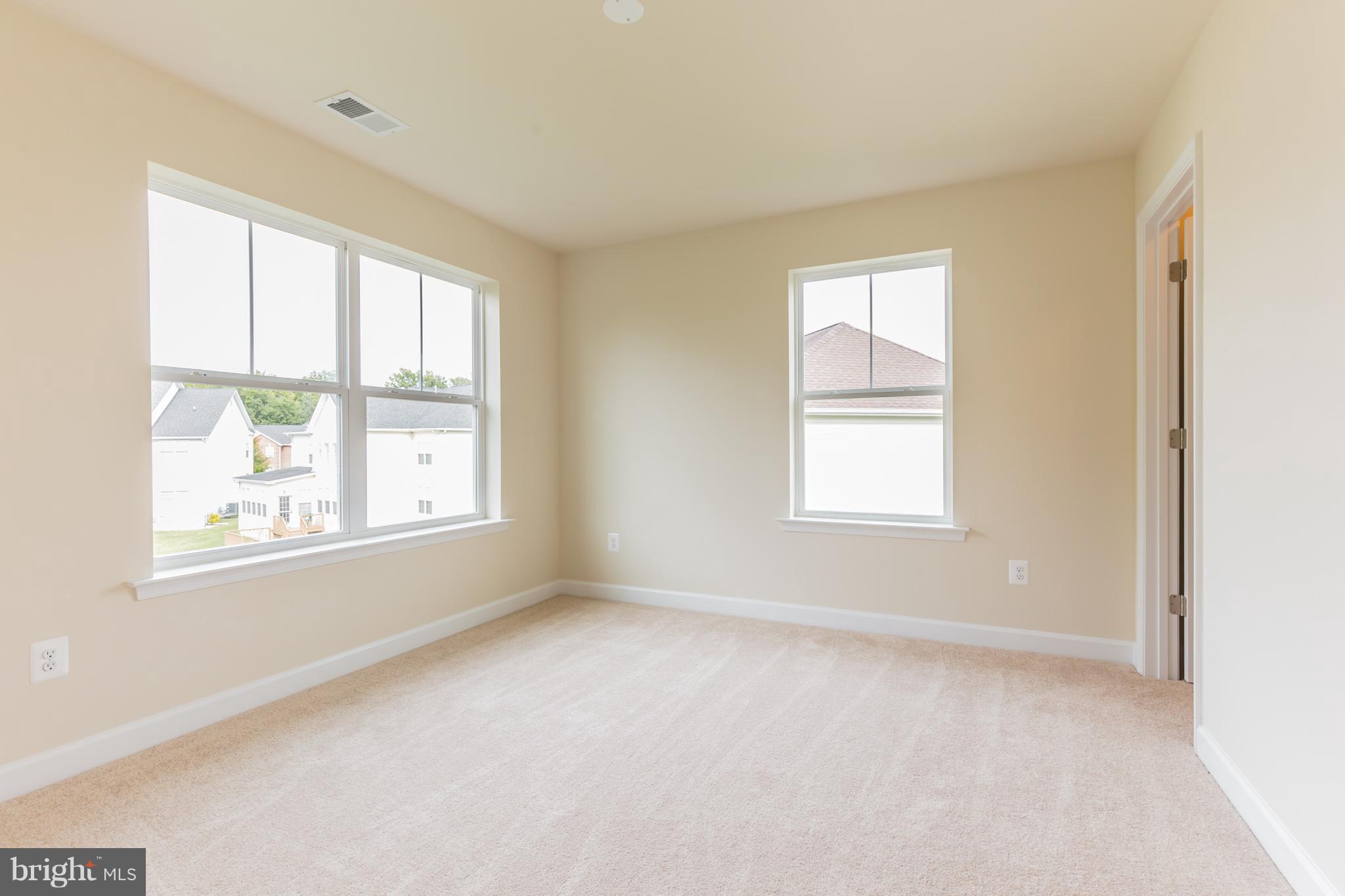 CHESTNUT SUB - Residential