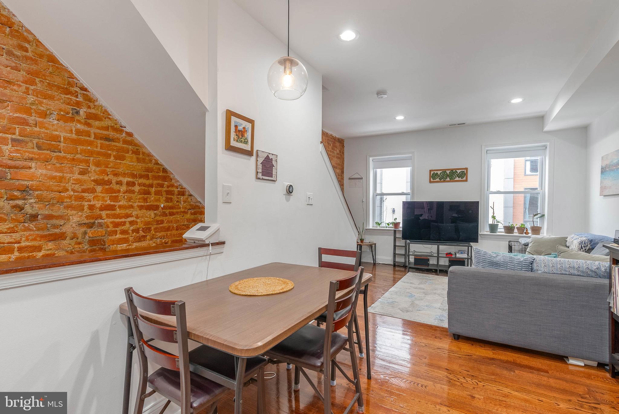 FRANCISVILLE - Residential