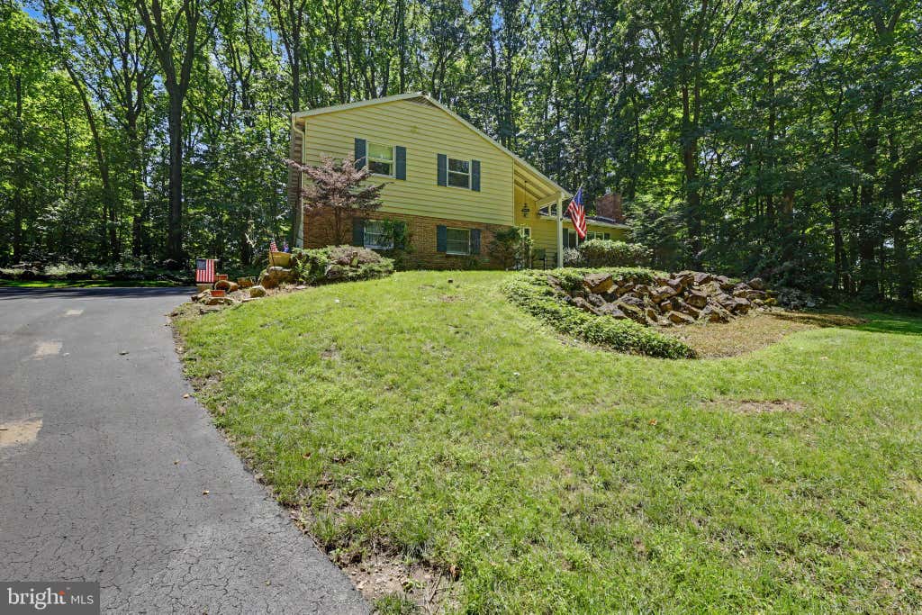 Photo of 1040 Soffa Road, EAST GREENVILLE, PA 18041 (MLS # PAMC2190150)