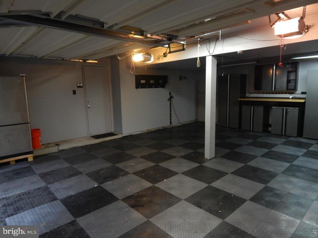 NEWINGTON FOREST - Residential