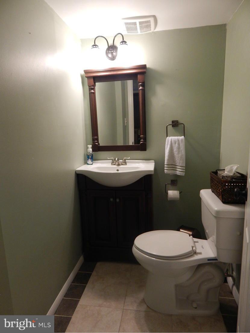 NEWINGTON FOREST - Residential