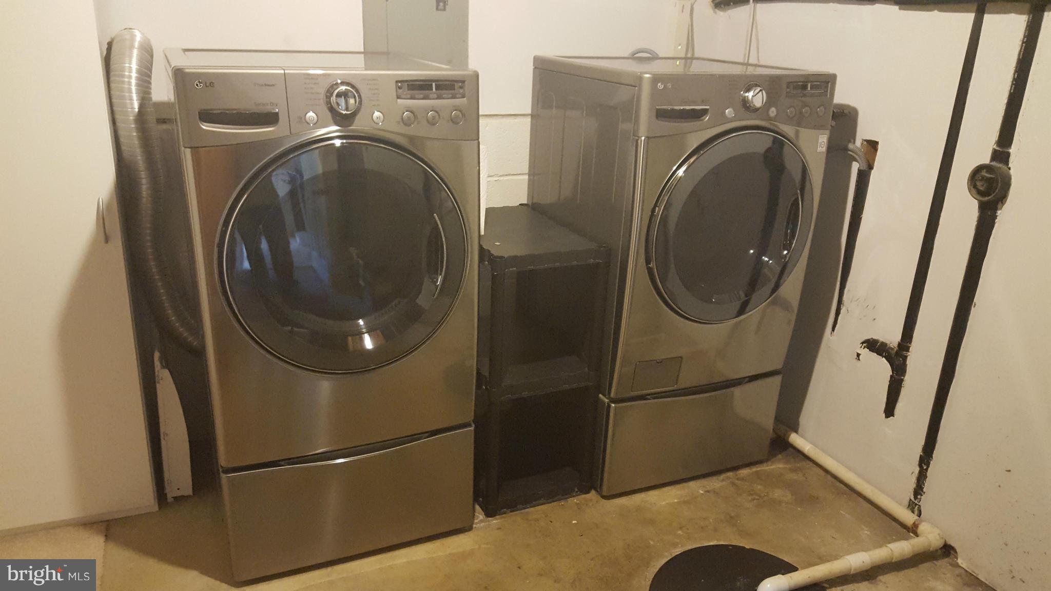 NEWINGTON FOREST - Residential