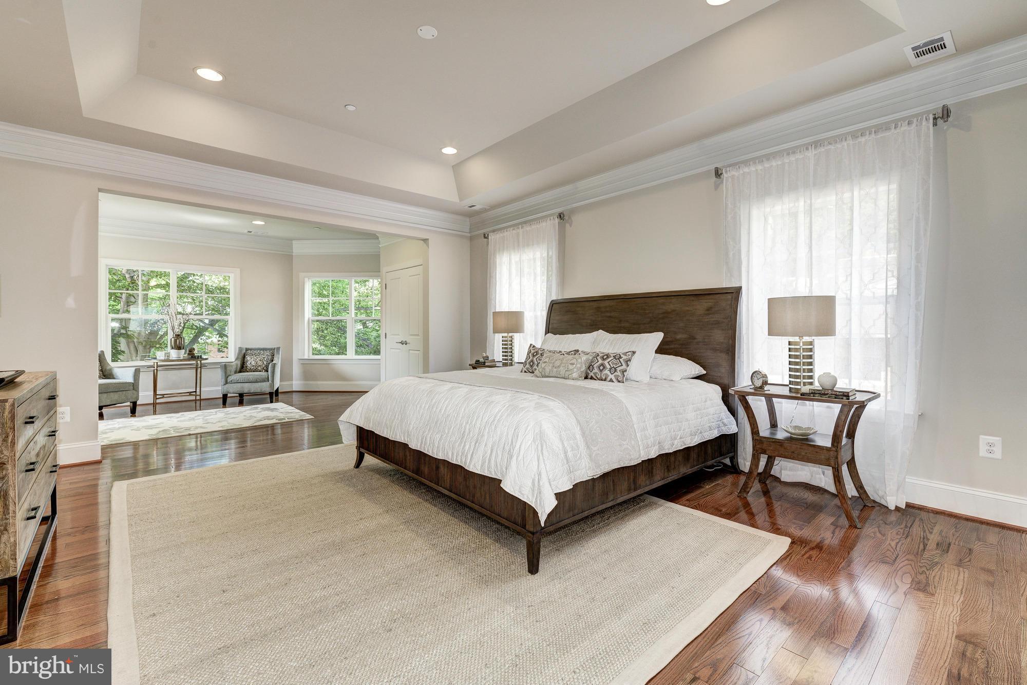 KENWOOD PARK - Residential