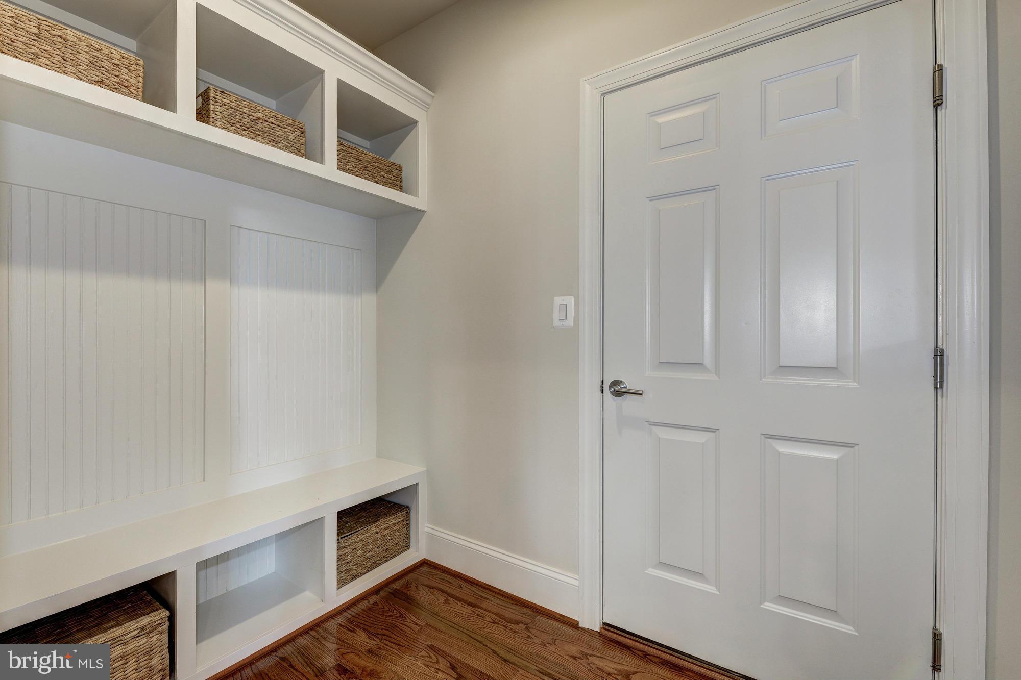 KENWOOD PARK - Residential