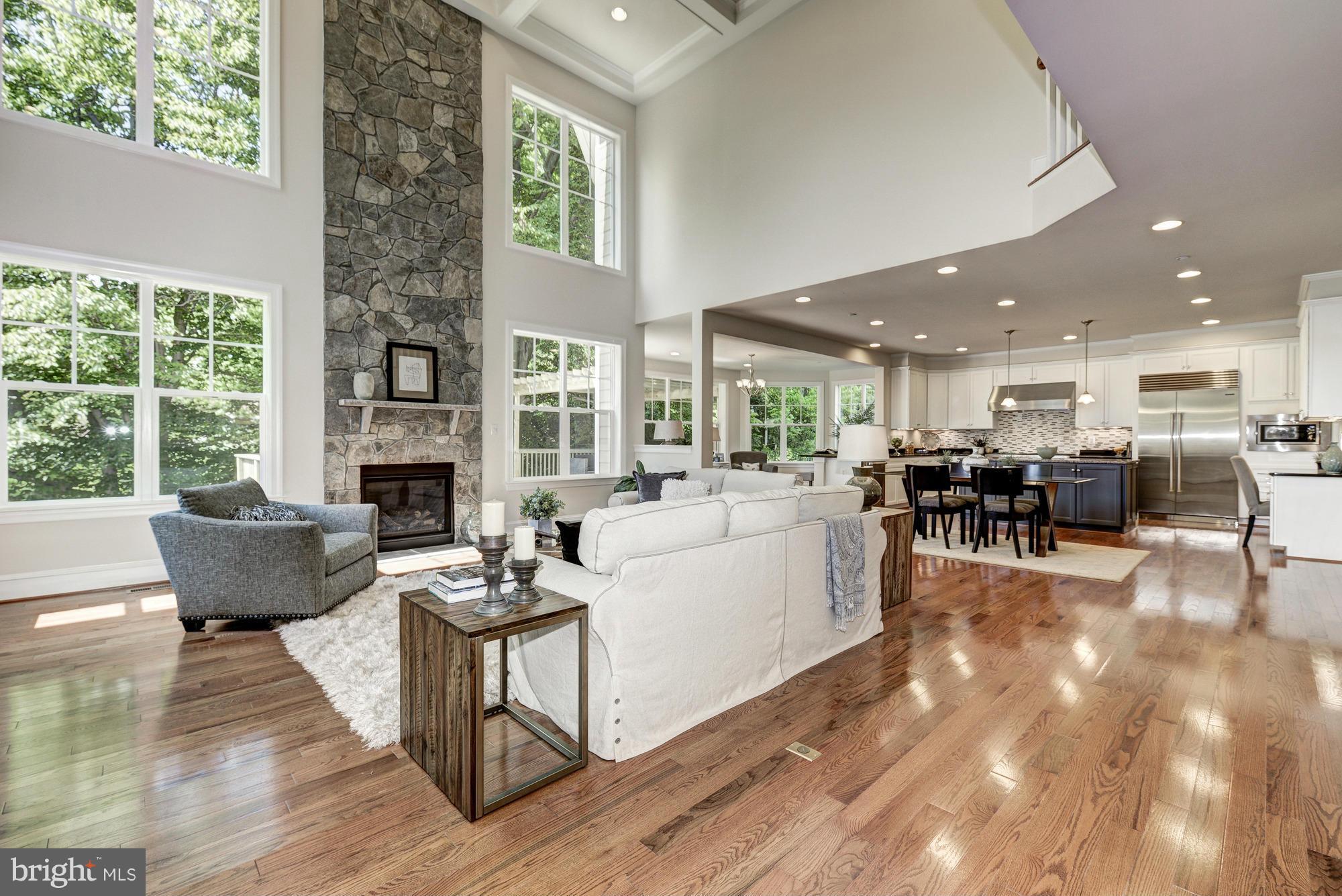 KENWOOD PARK - Residential