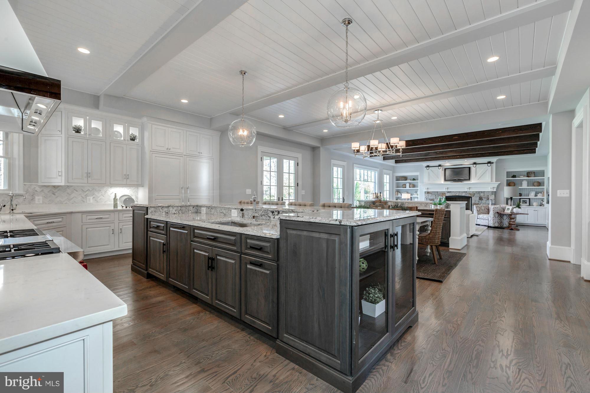 LANGLEY FOREST - Residential