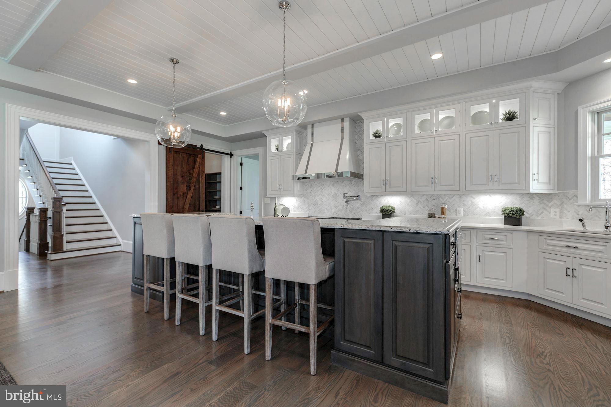 LANGLEY FOREST - Residential