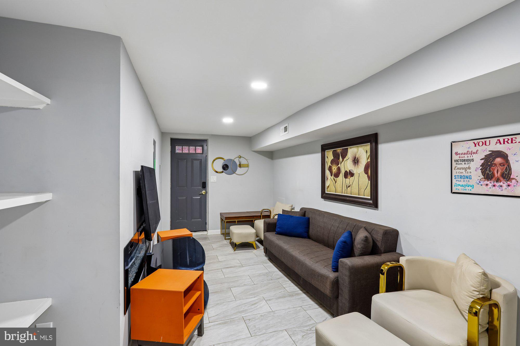 OLIVER - Residential