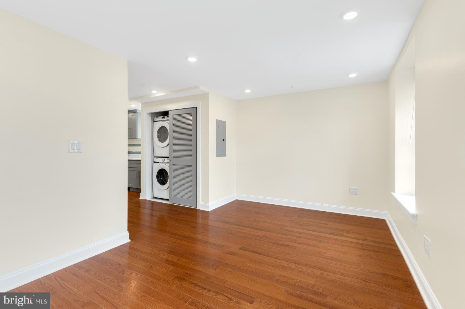 ROXBOROUGH - Residential Lease