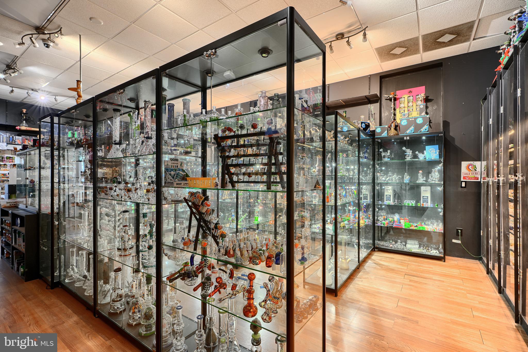 REISTERSTOWN - Commercial Sale