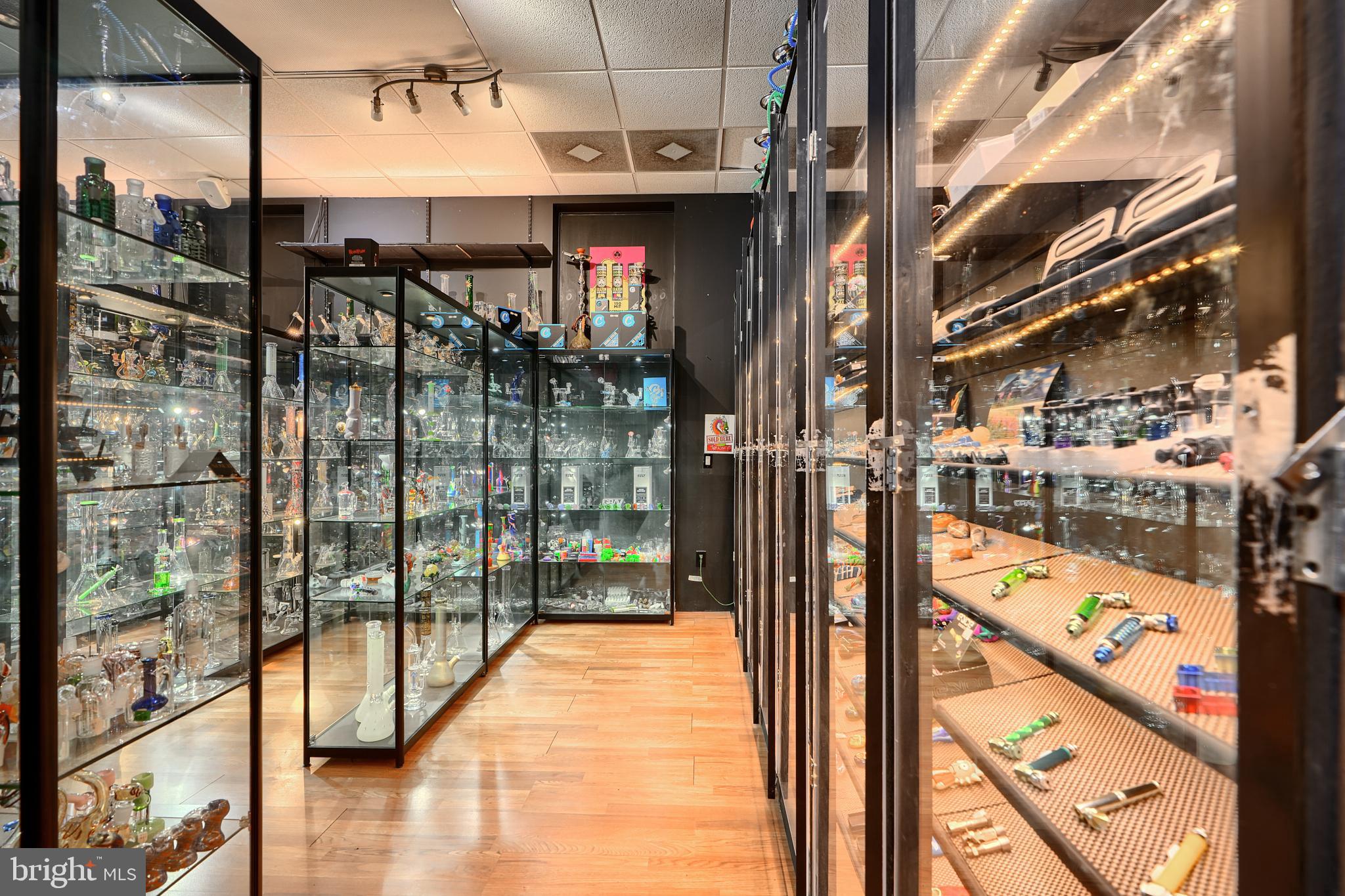 REISTERSTOWN - Commercial Sale