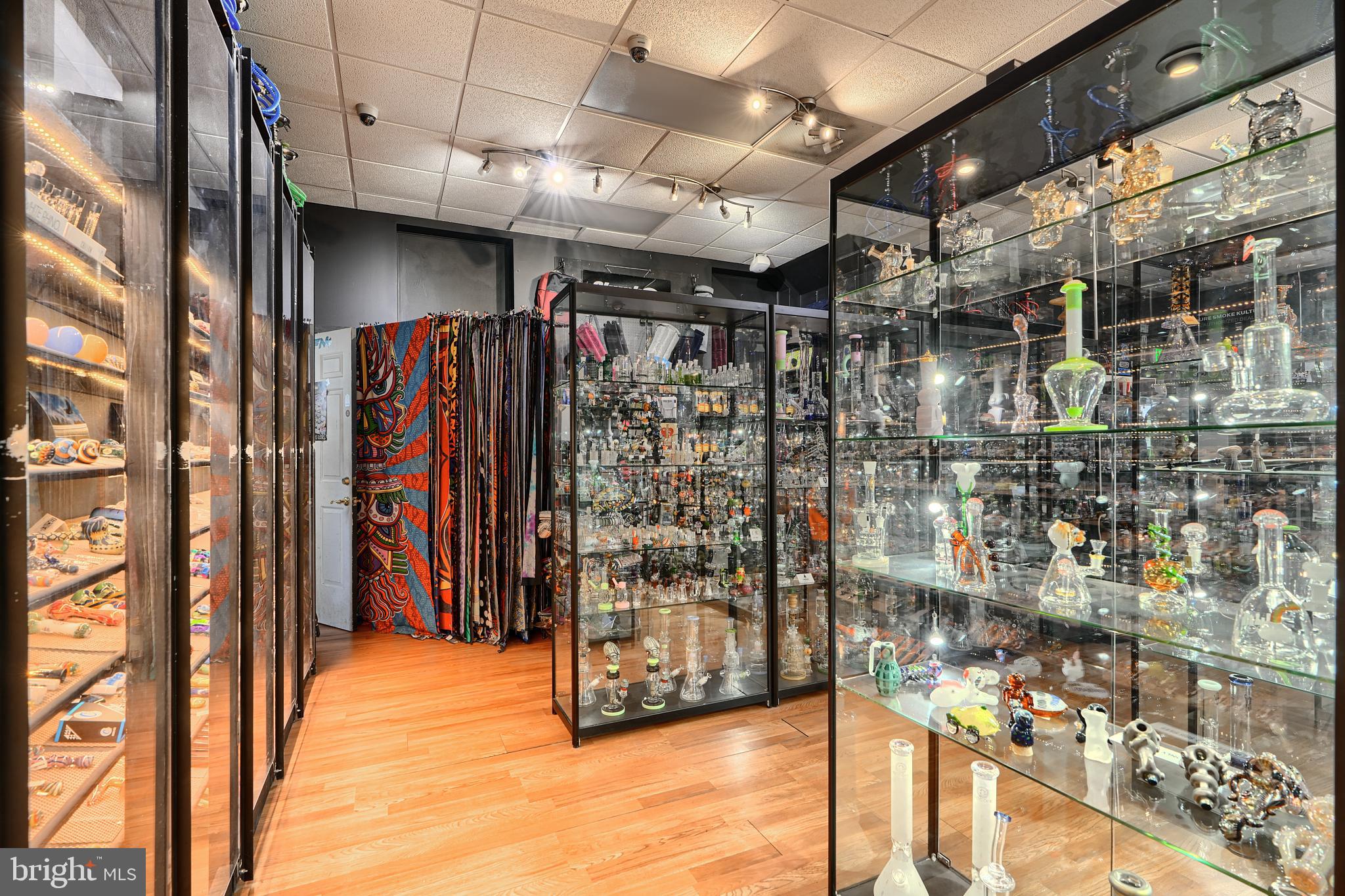 REISTERSTOWN - Commercial Sale