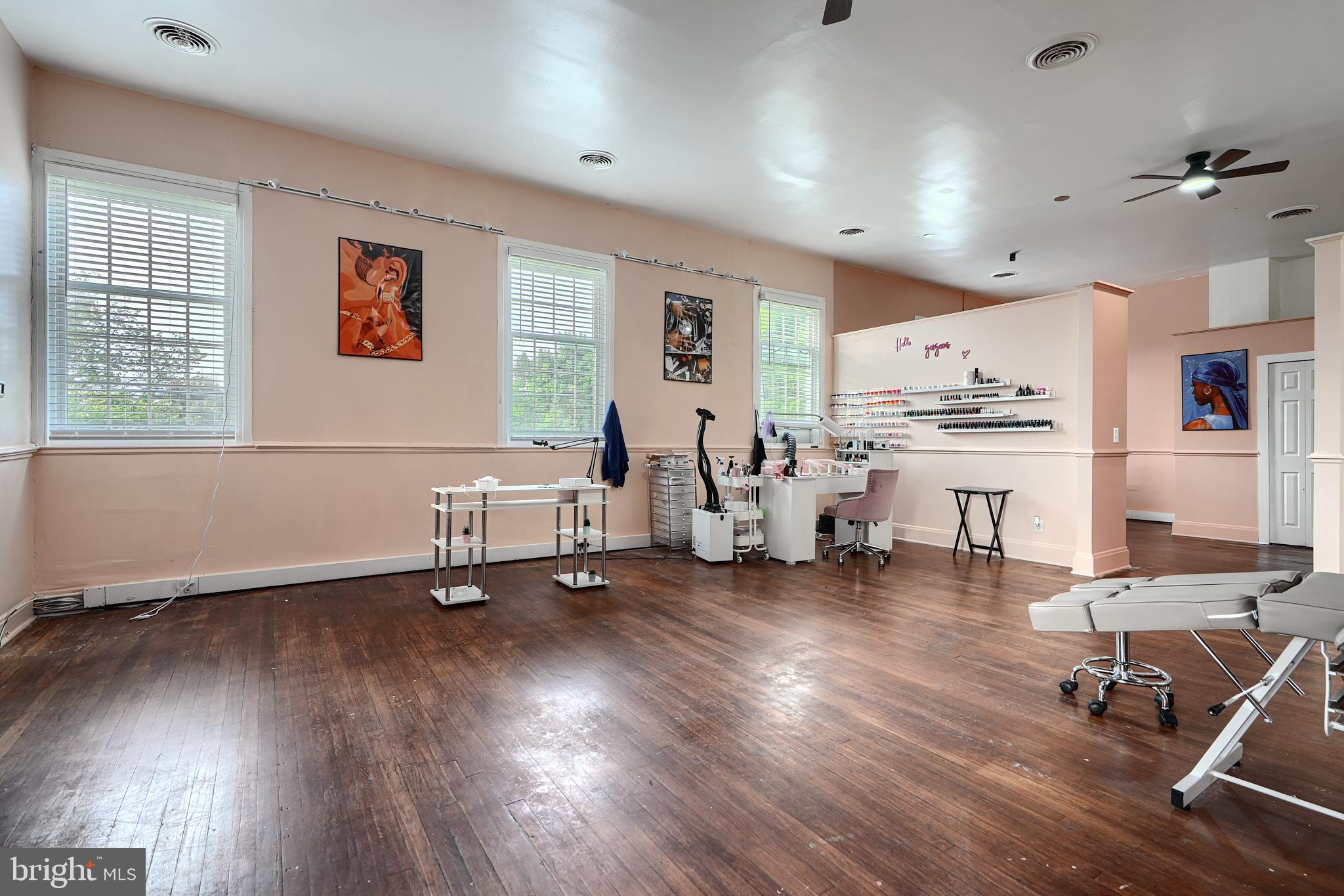 REISTERSTOWN - Commercial Sale