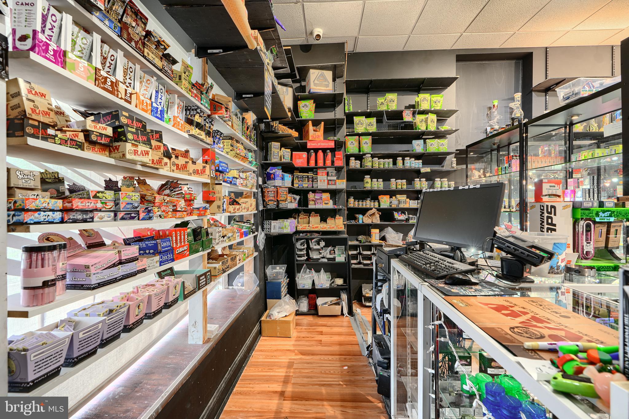 REISTERSTOWN - Commercial Sale