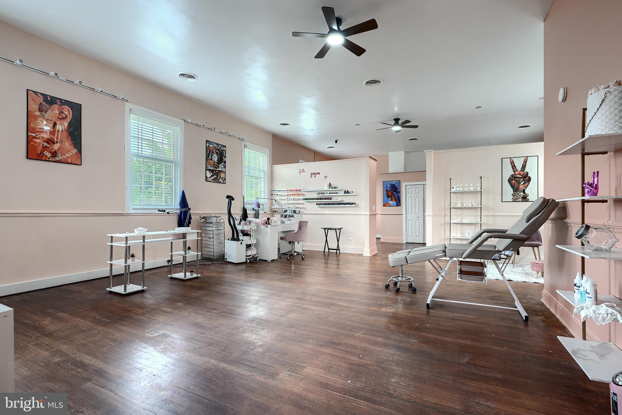 REISTERSTOWN - Commercial Sale