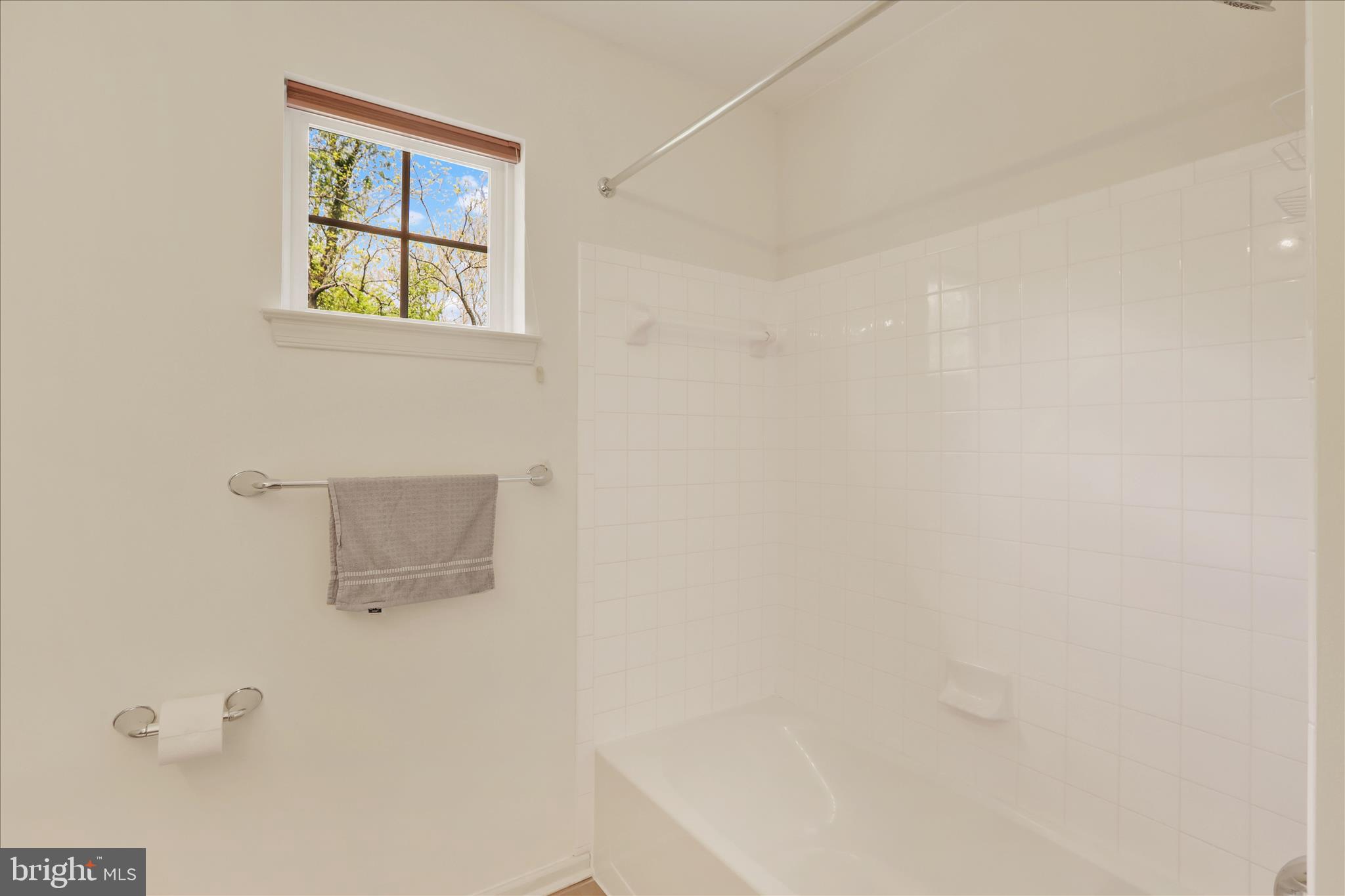 BLUESTONE CREEK - Residential