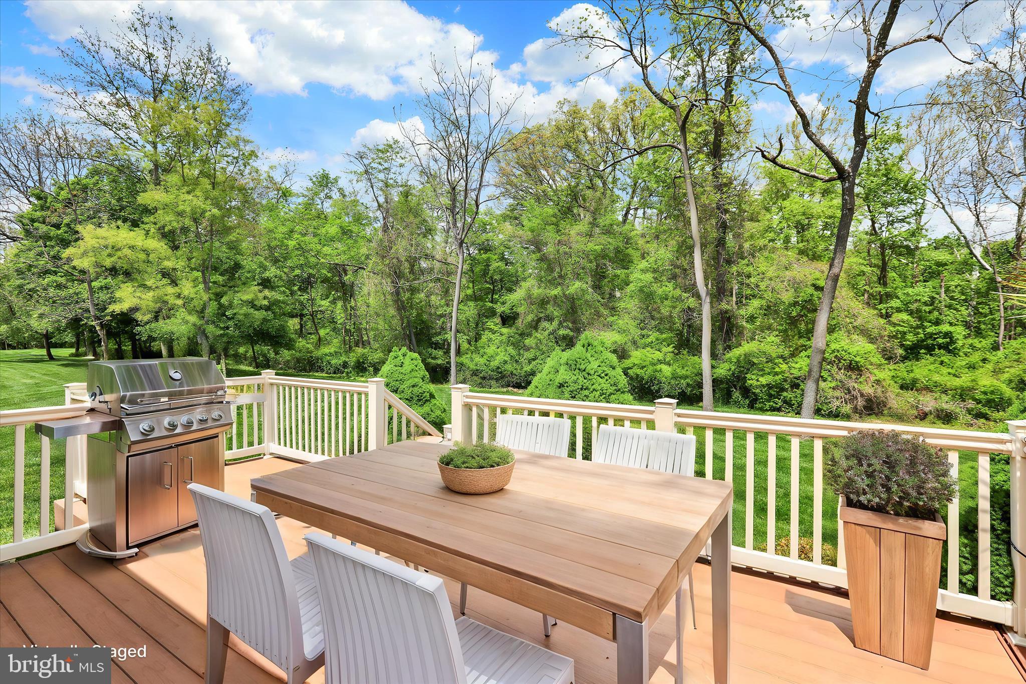 BLUESTONE CREEK - Residential