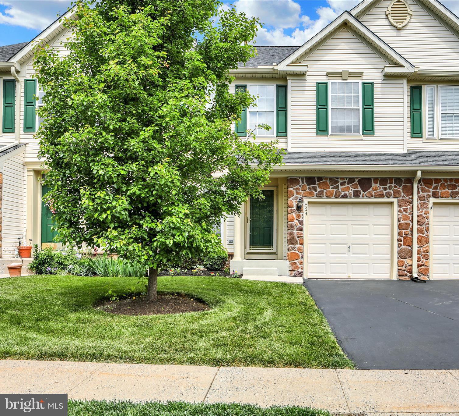 BLUESTONE CREEK - Residential