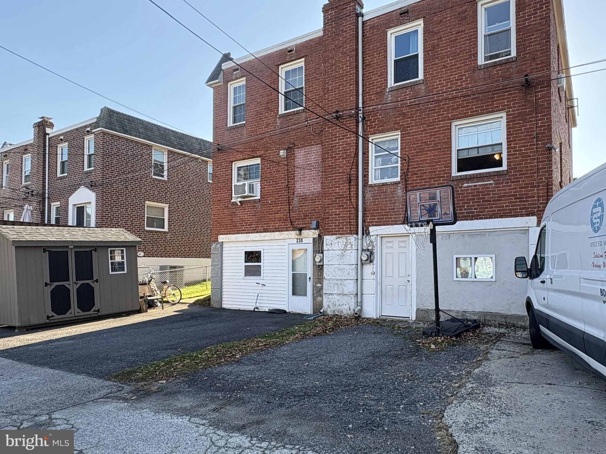 LEEDOM ESTS - Residential