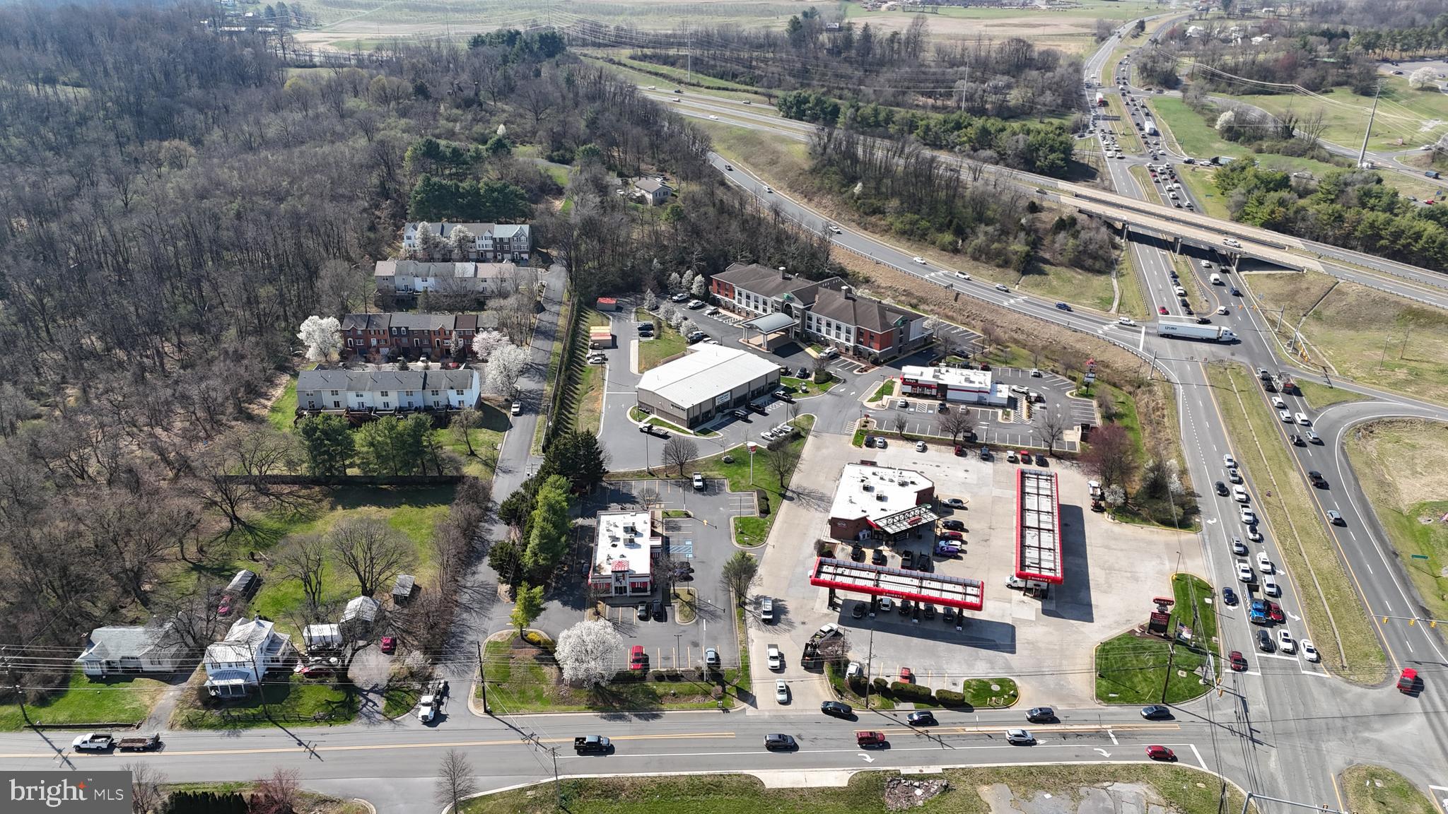 821,829,839, and 851 FOX DRIVE