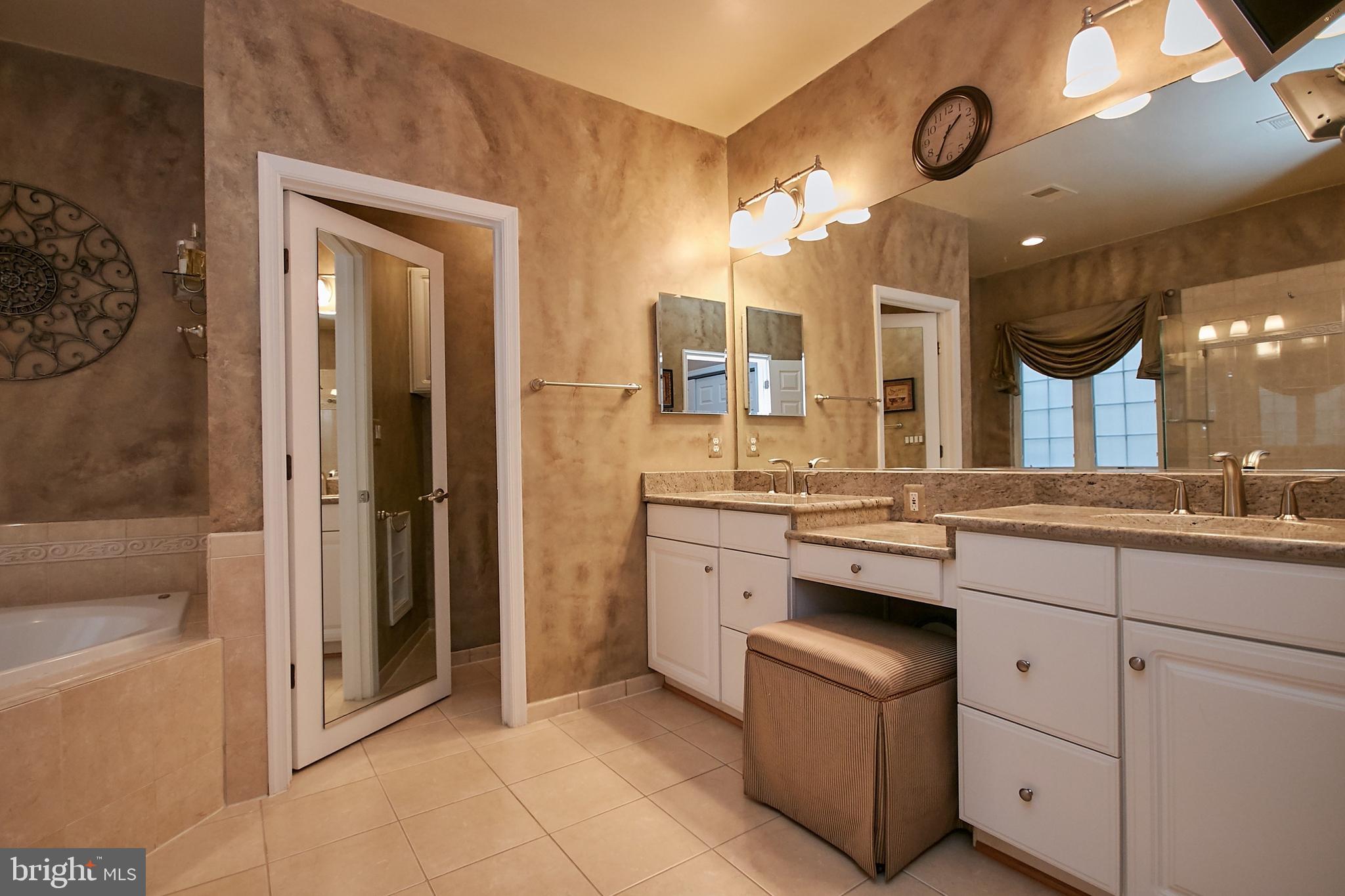 GREAT OAK - Residential