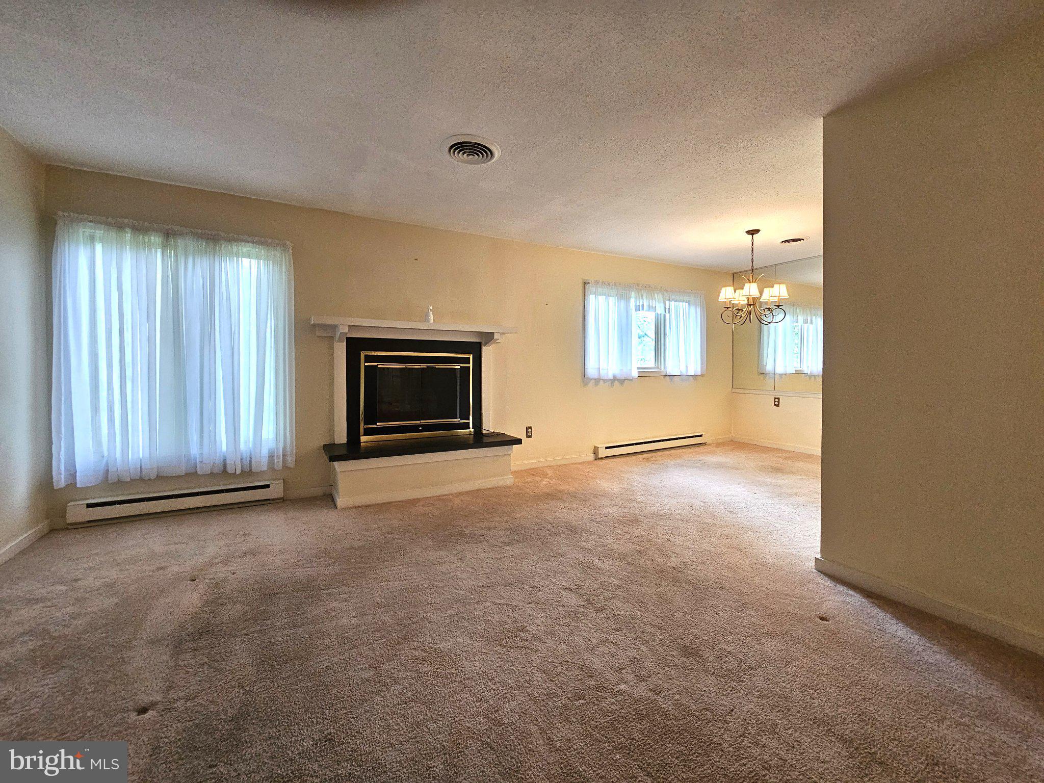 16 CHANDLER DRIVE 16