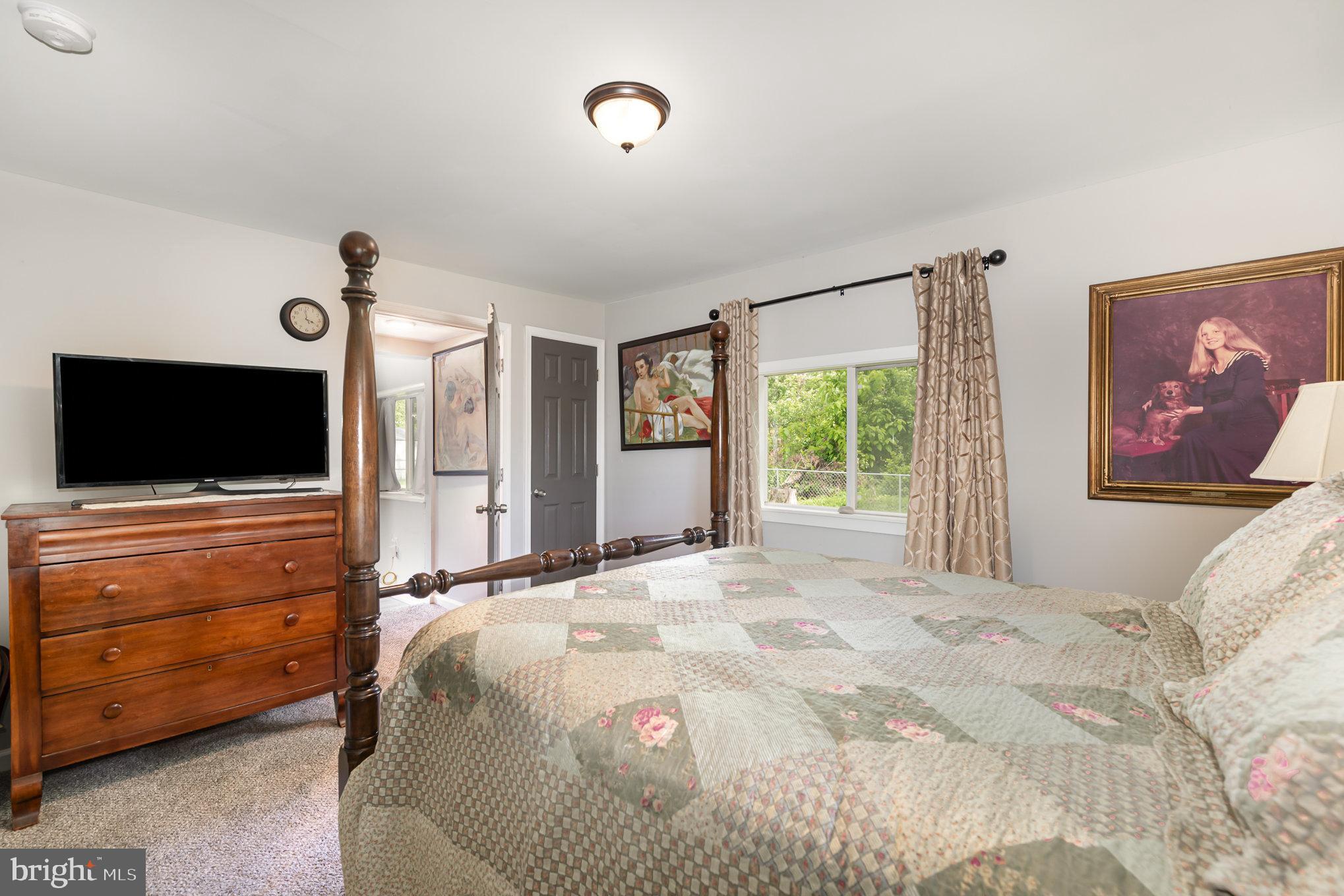 MIDDLE RIVER - Residential Lease