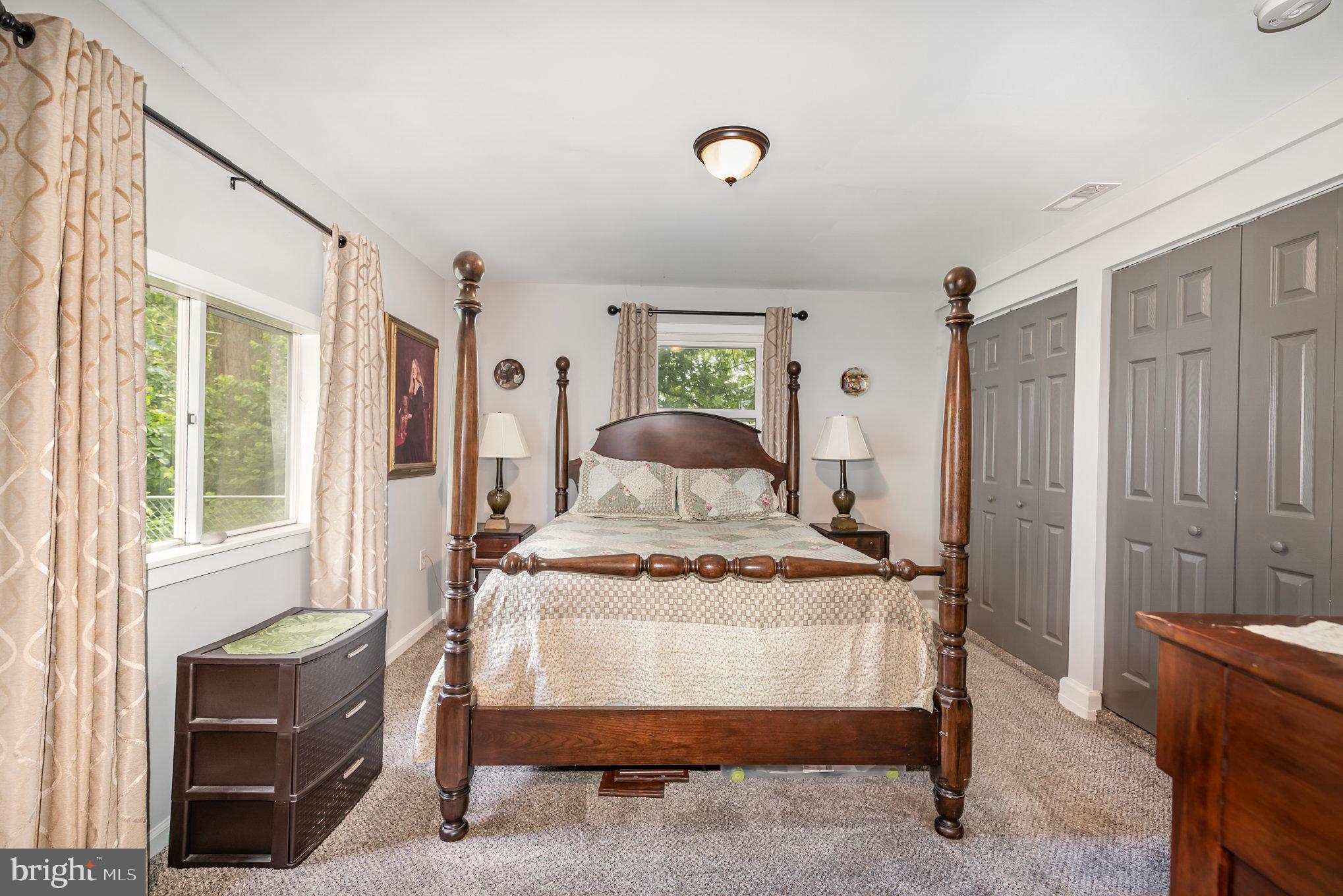 MIDDLE RIVER - Residential Lease