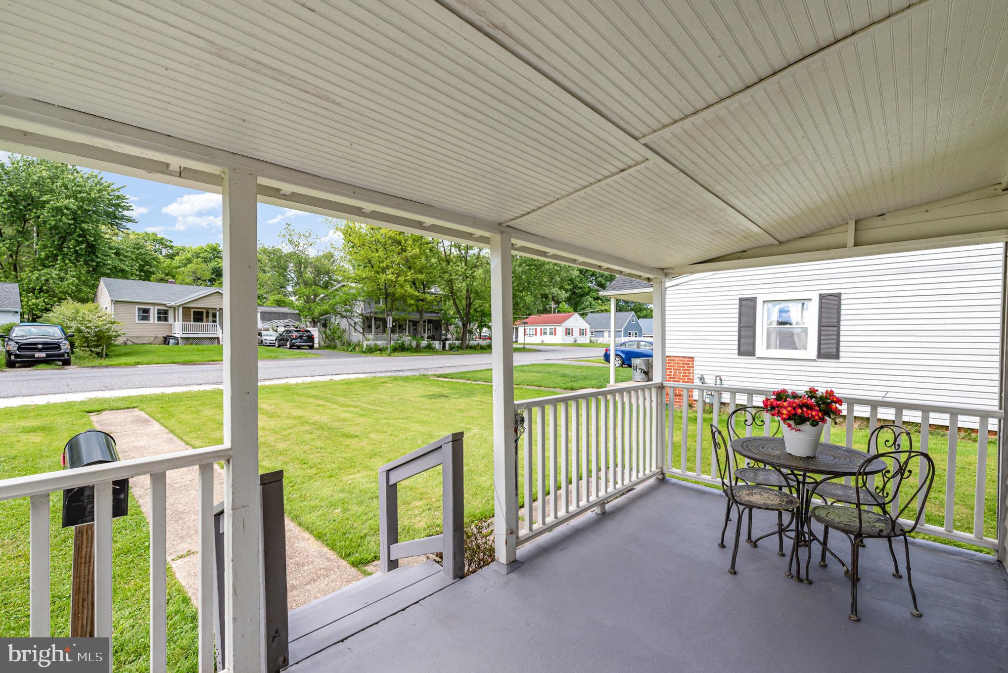 MIDDLE RIVER - Residential Lease