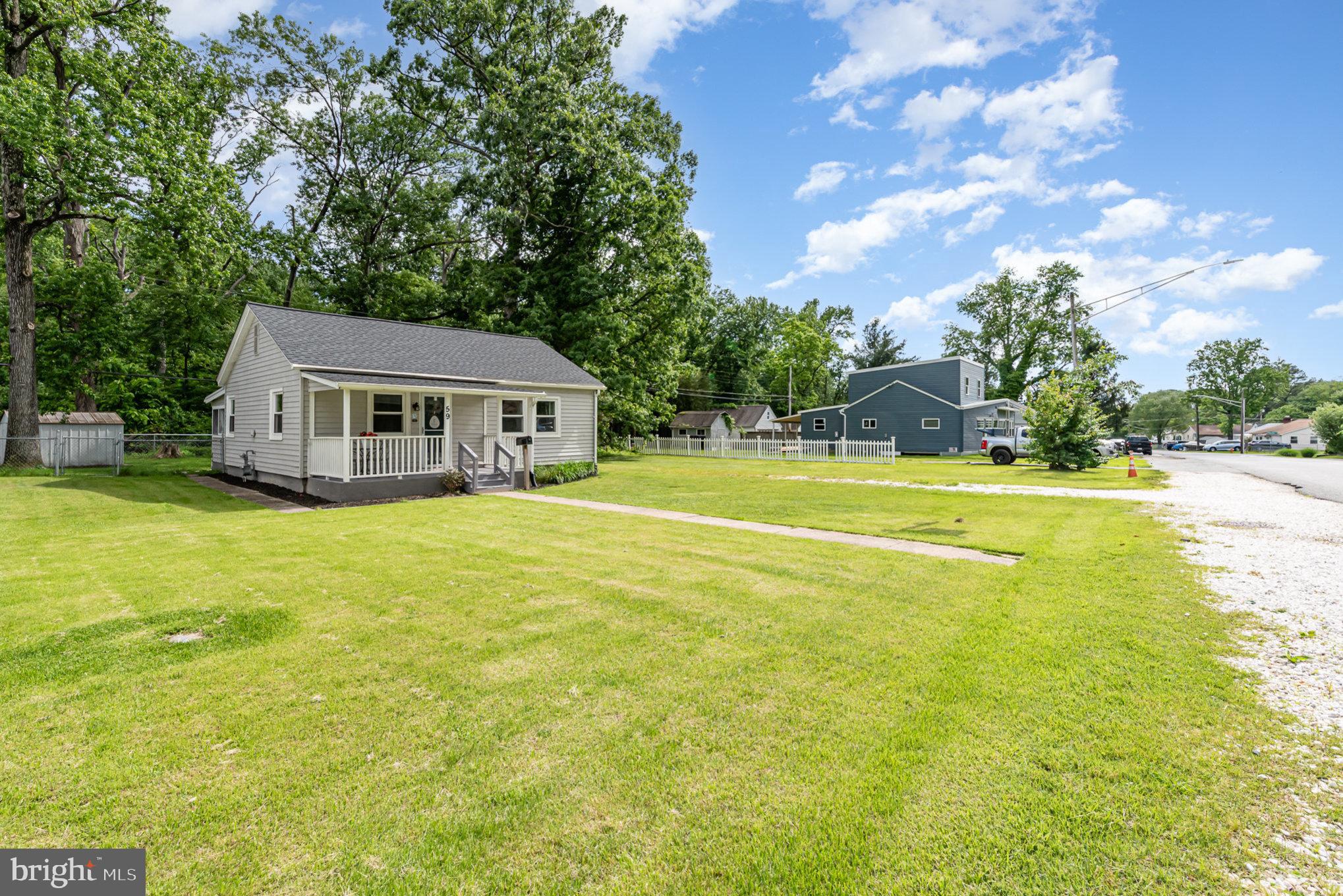 MIDDLE RIVER - Residential Lease