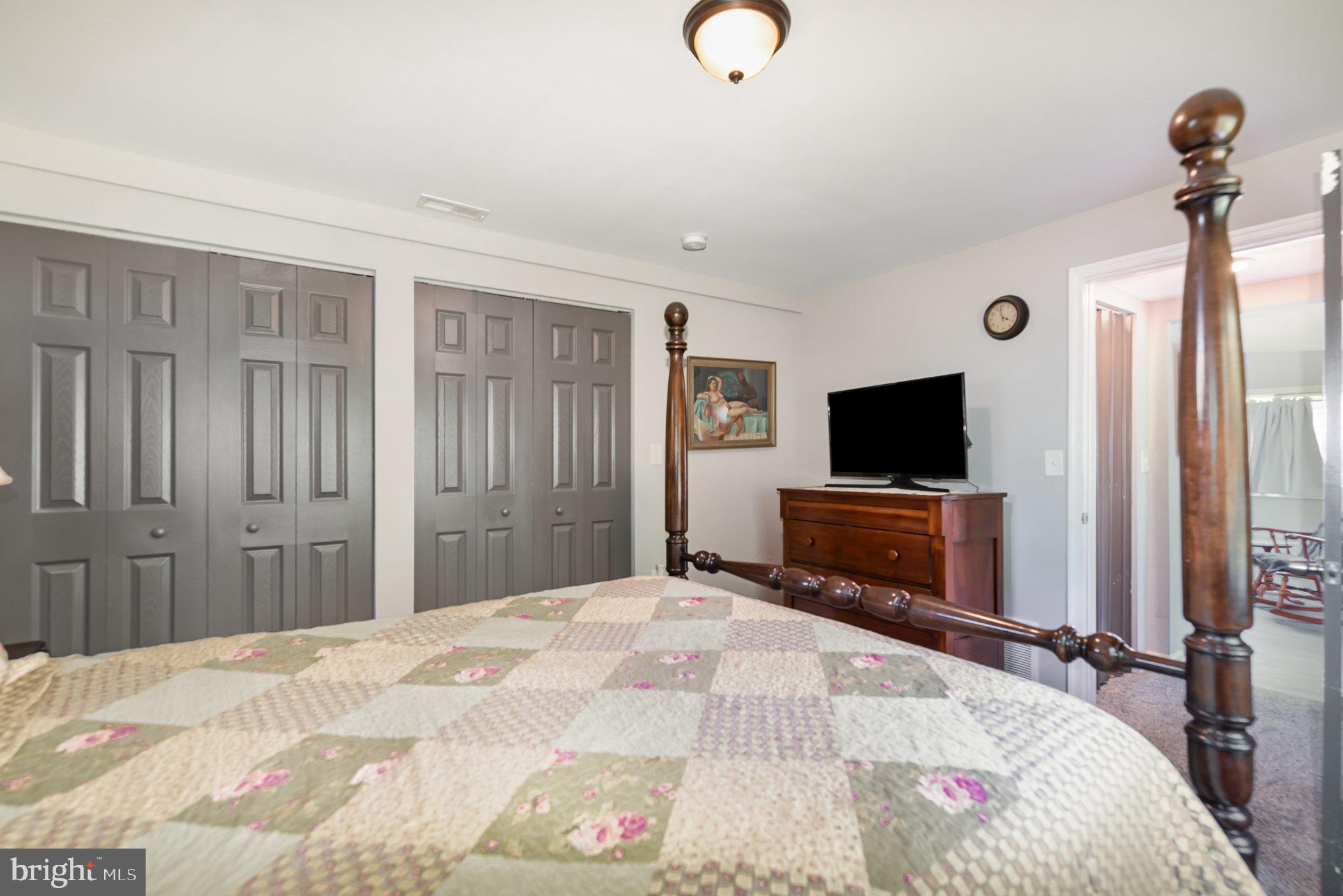 MIDDLE RIVER - Residential Lease