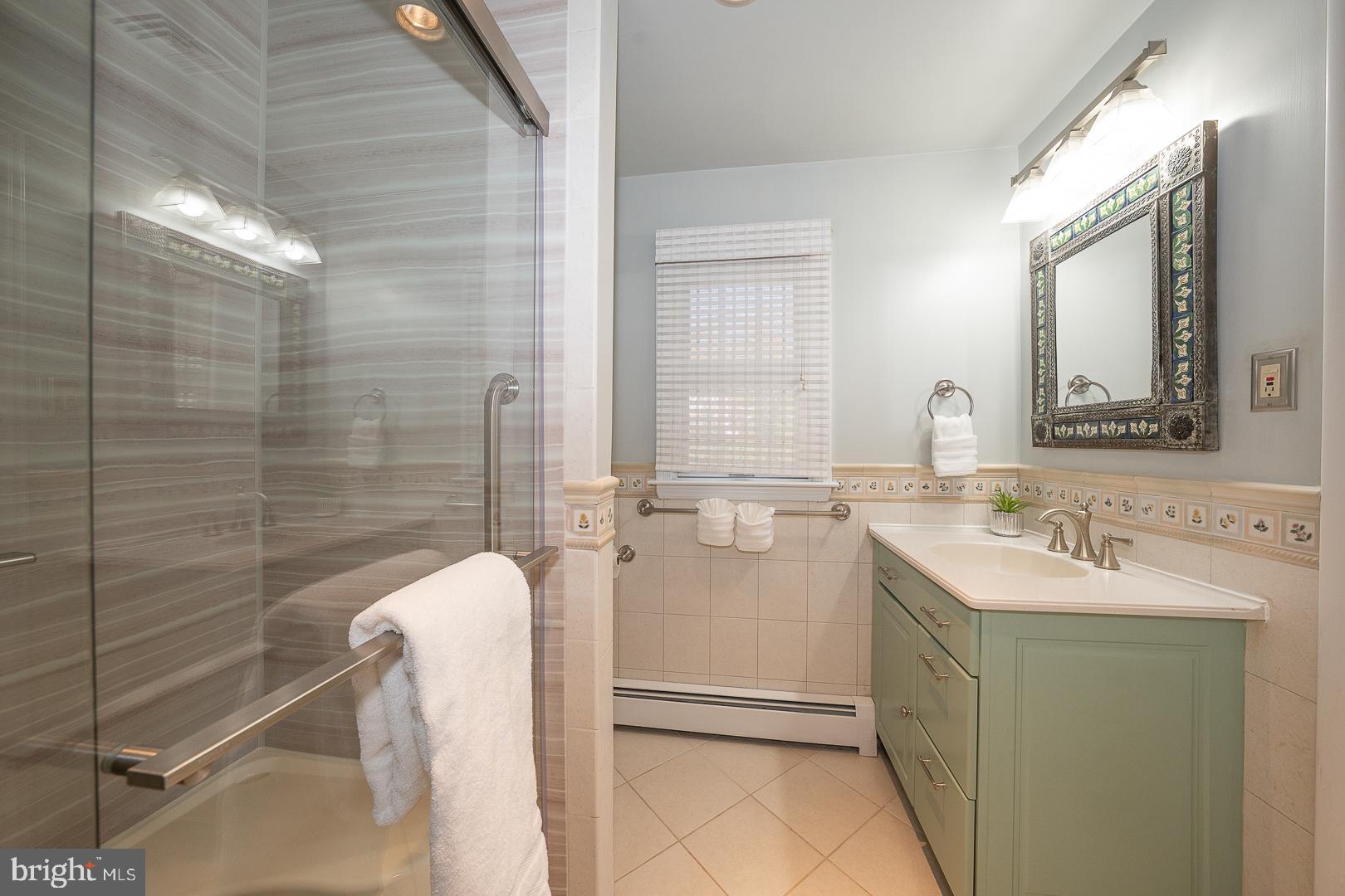 PAOLI GARDENS - Residential