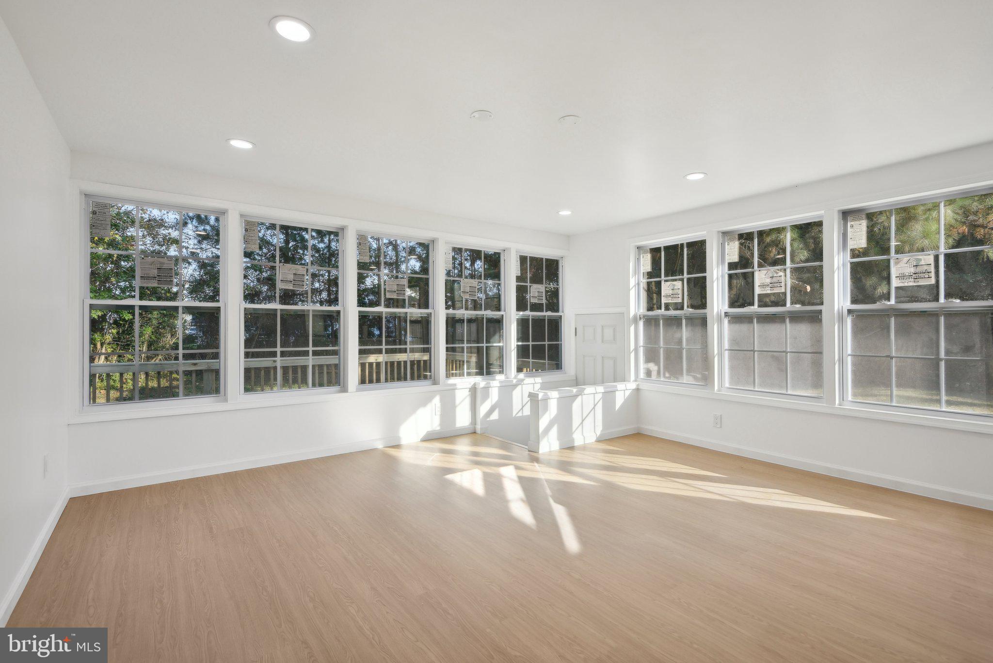 WESTMORELAND SHORES - Residential