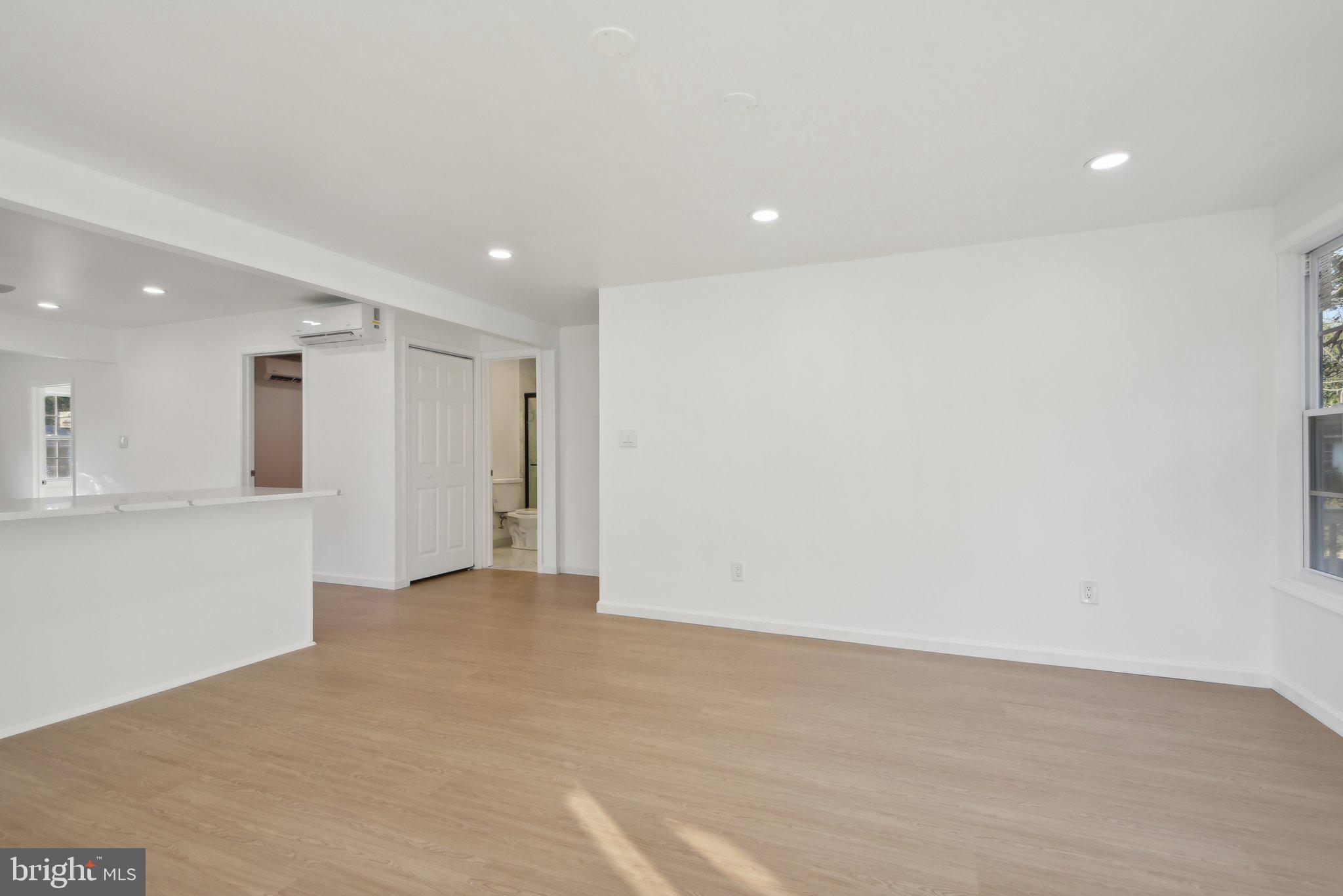 WESTMORELAND SHORES - Residential