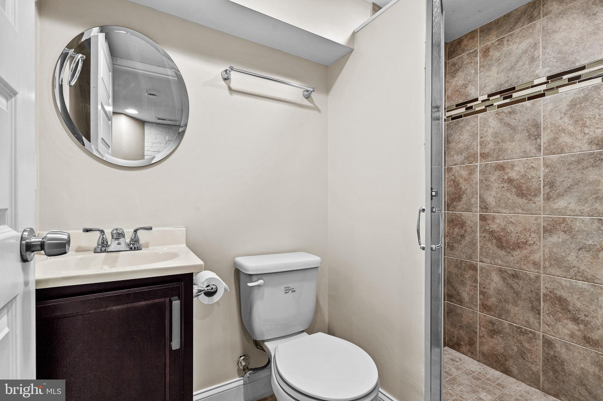 HIGHLANDTOWN - Residential