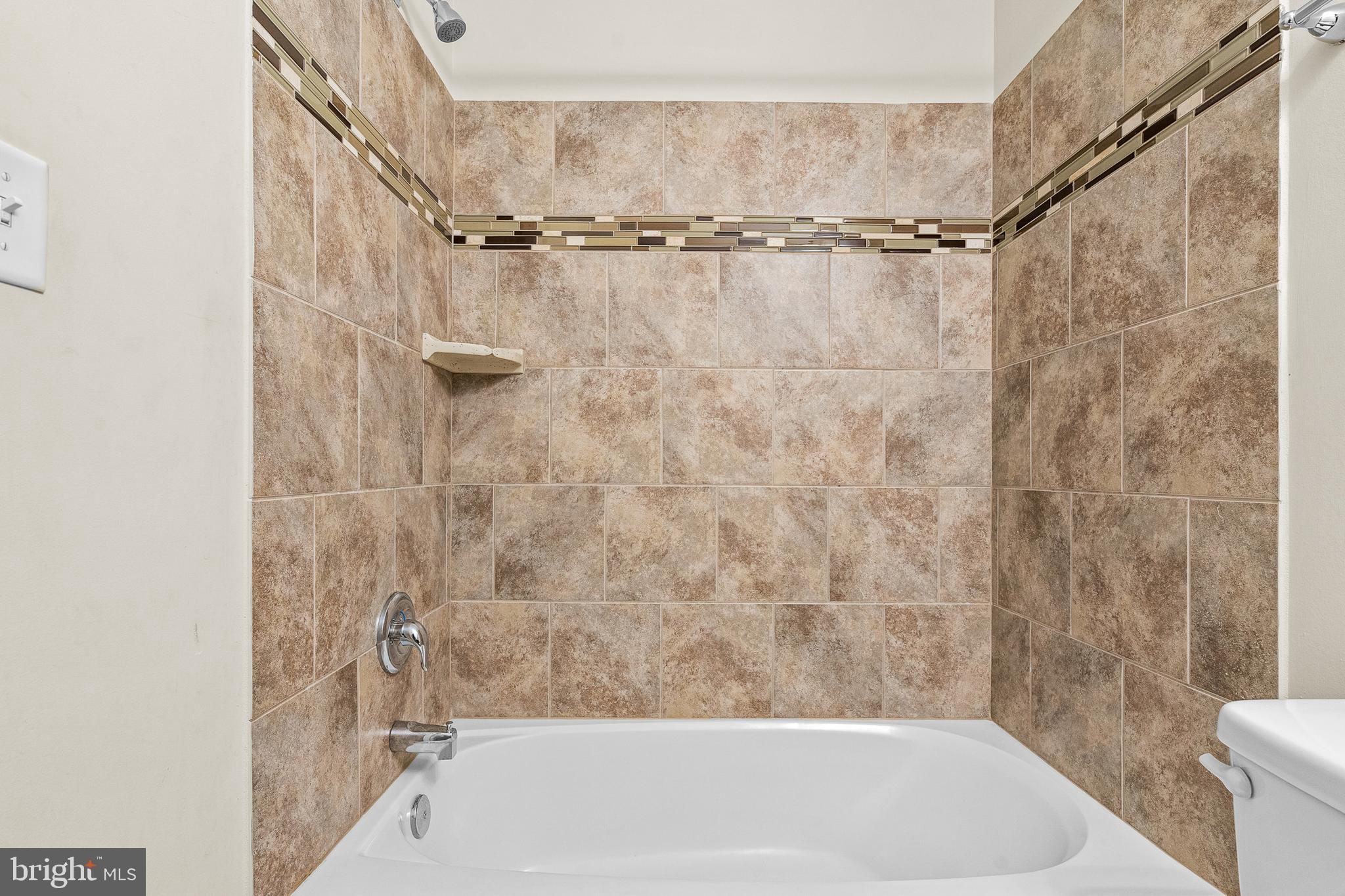 HIGHLANDTOWN - Residential