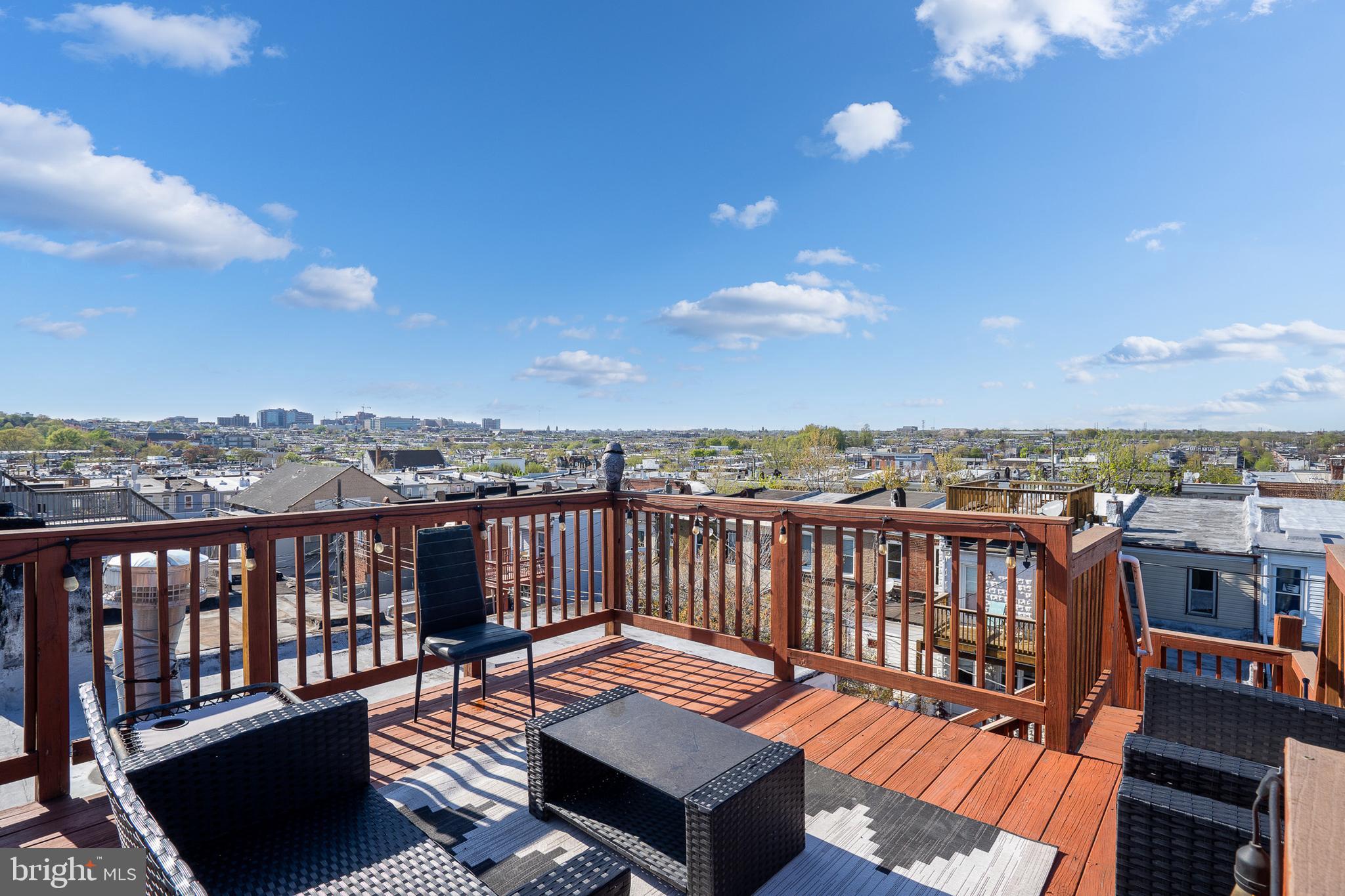 HIGHLANDTOWN - Residential