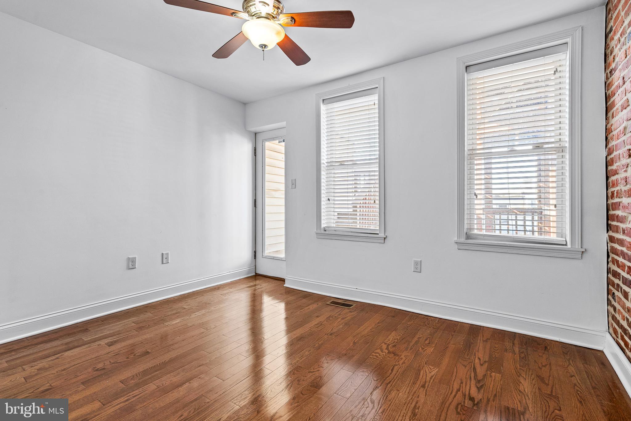 HIGHLANDTOWN - Residential