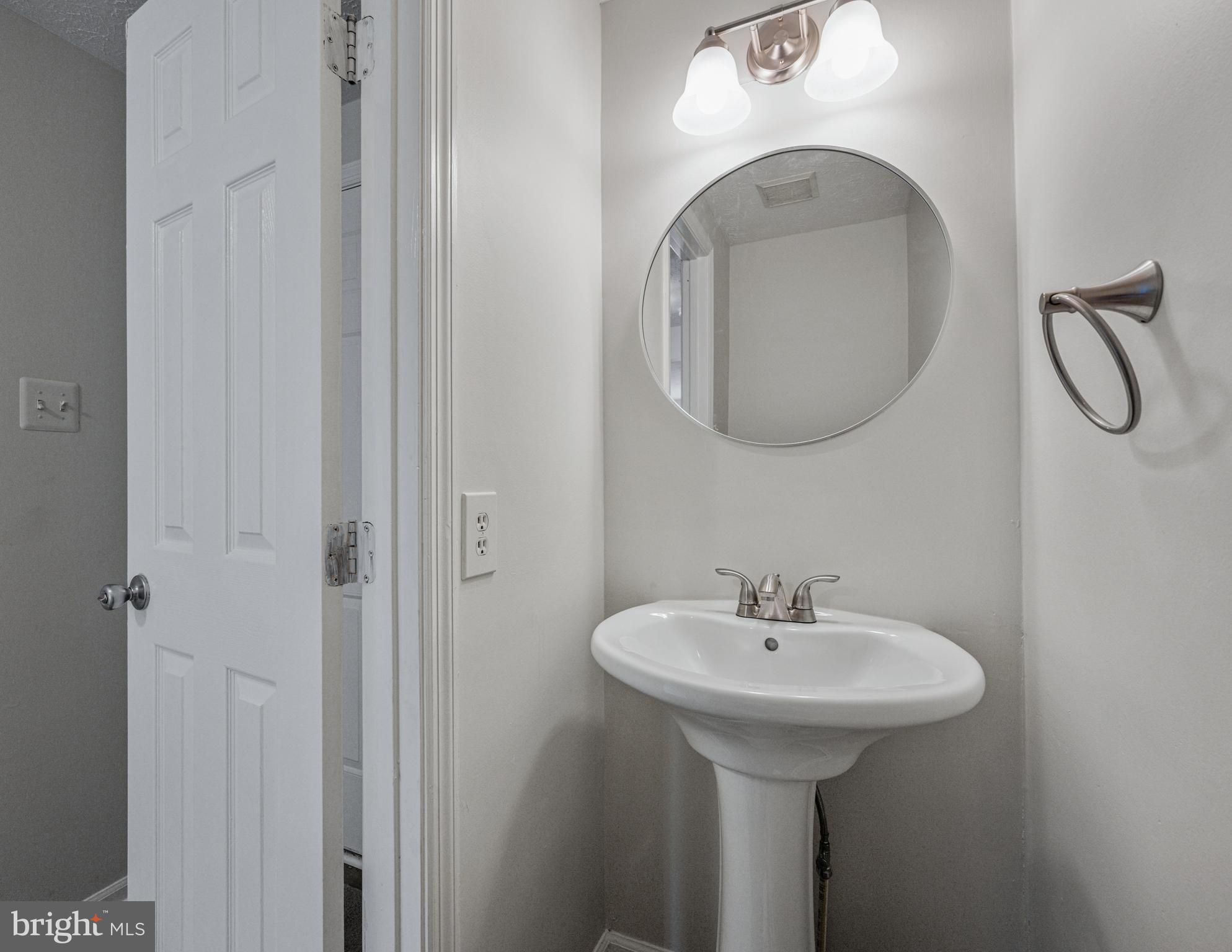 FEATHERHILL - Residential